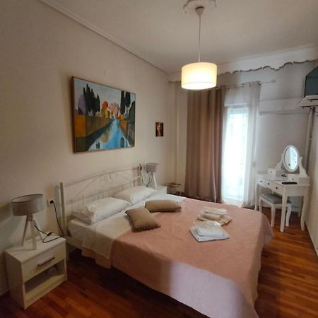 Elegant Central Apartment In Volos Luaran gambar