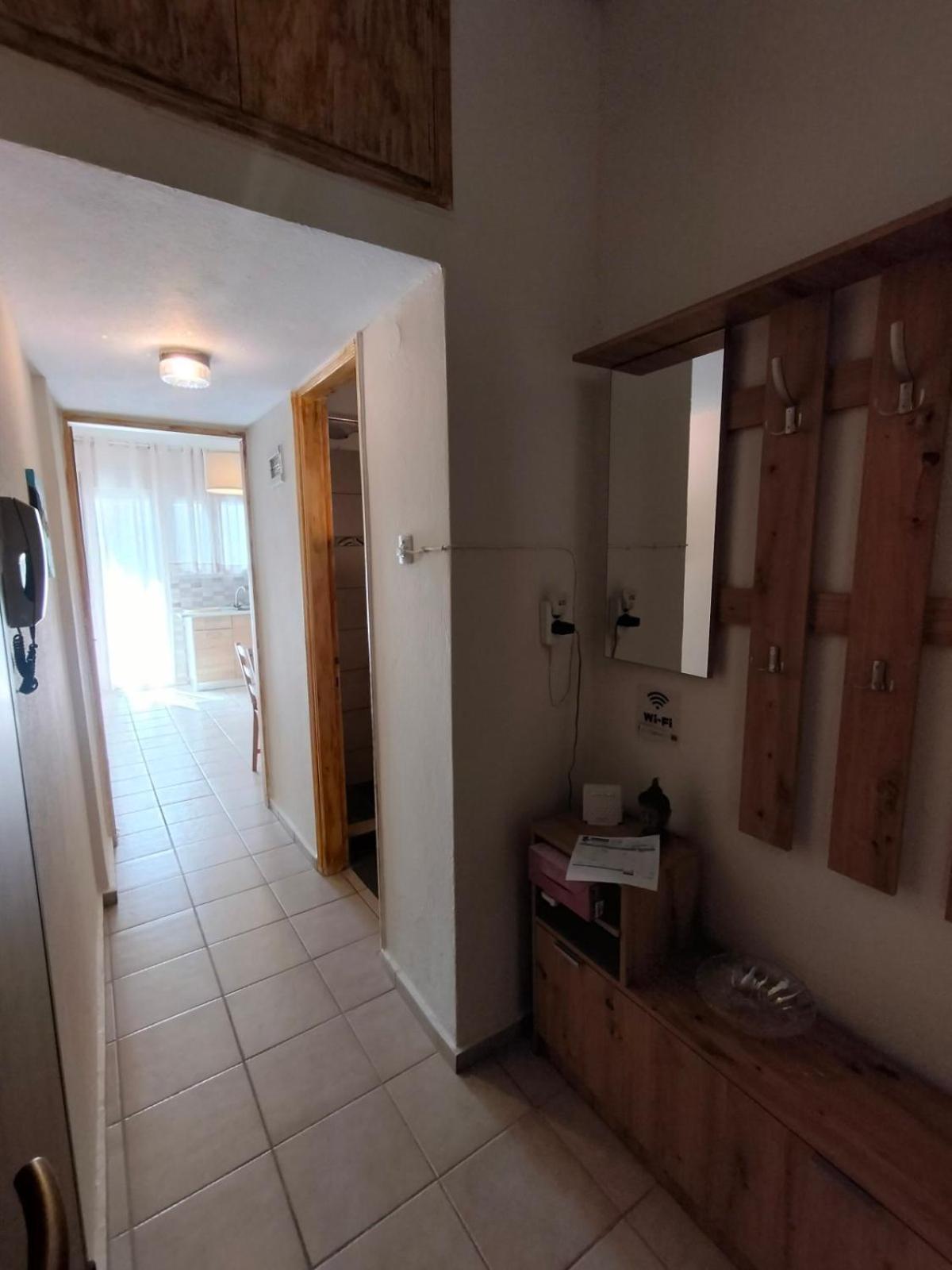 Elegant Central Apartment In Volos Luaran gambar