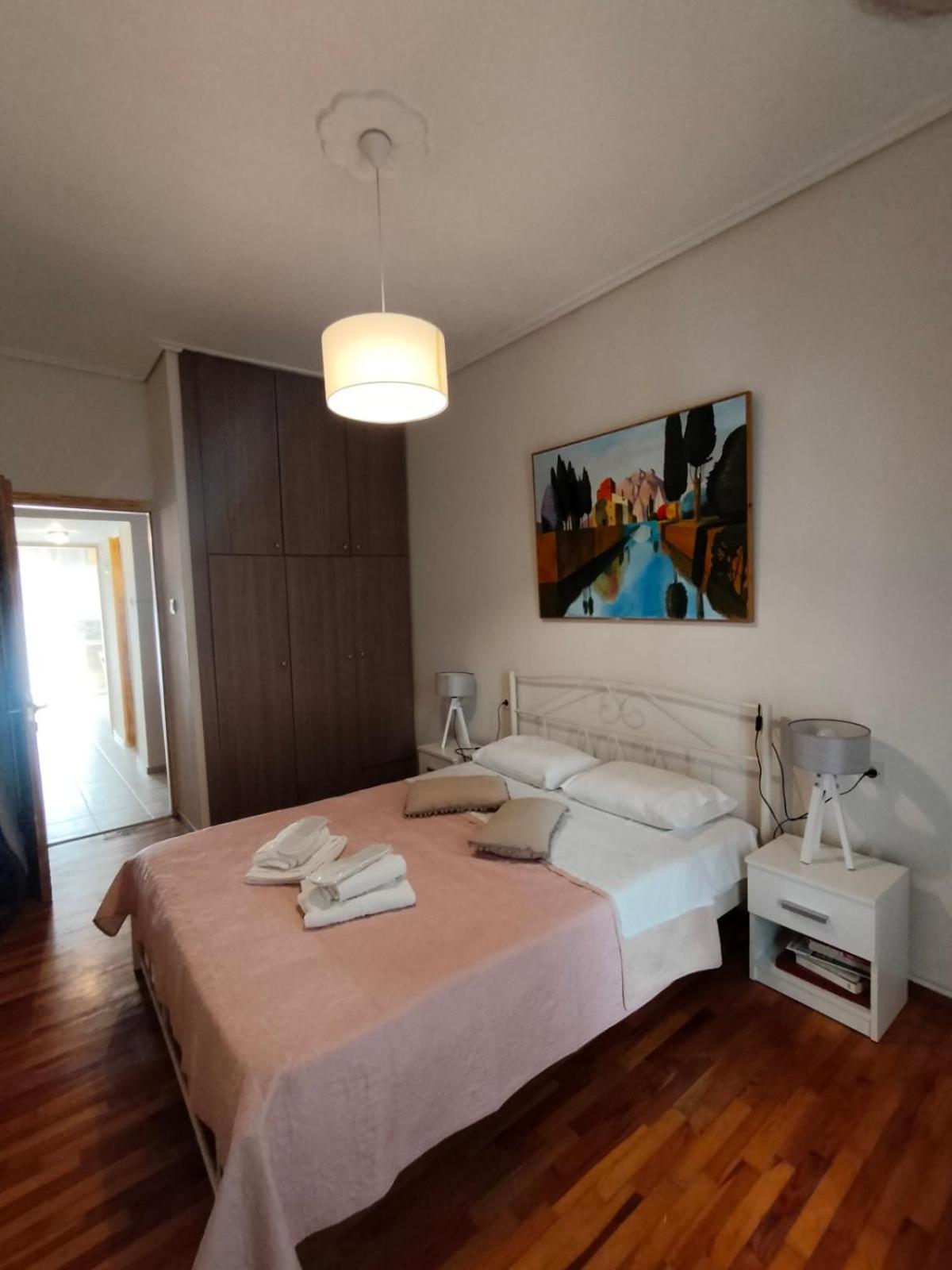 Elegant Central Apartment In Volos Luaran gambar